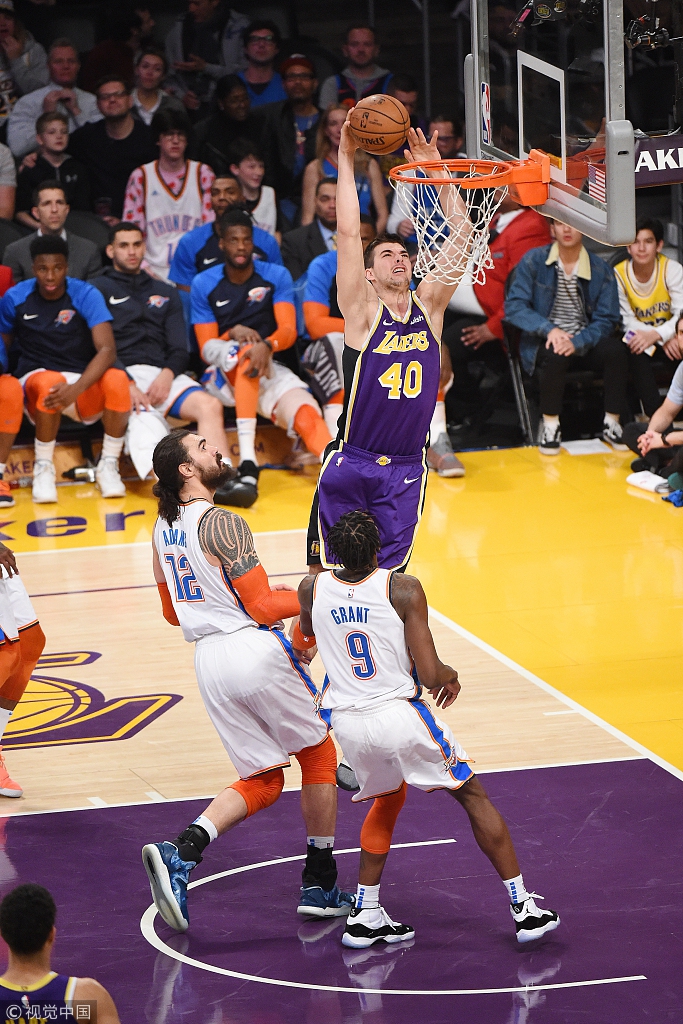 通过积极的 通过积极的