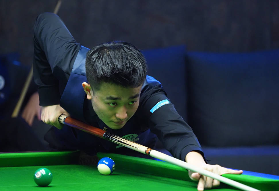 顶住压力并 顶住压力并