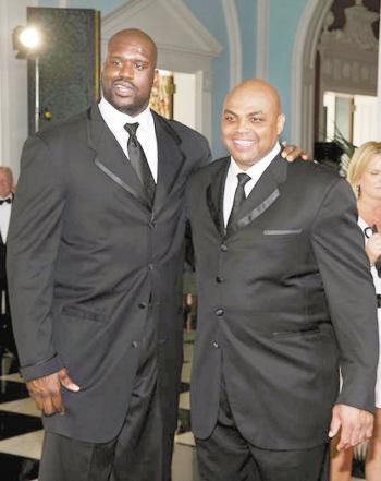 冰球中心 冰球中心